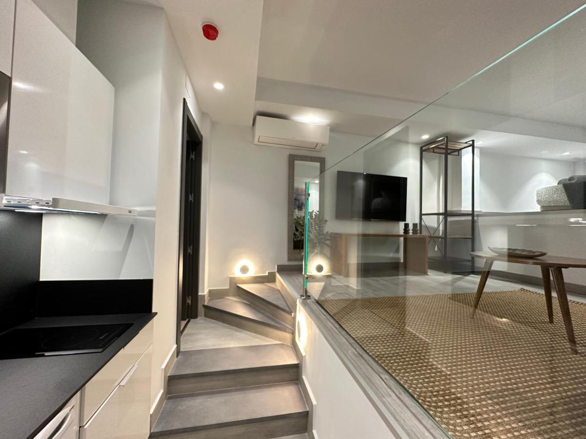 Suites 18 - Hostatel غرناطة المظهر الخارجي الصورة
