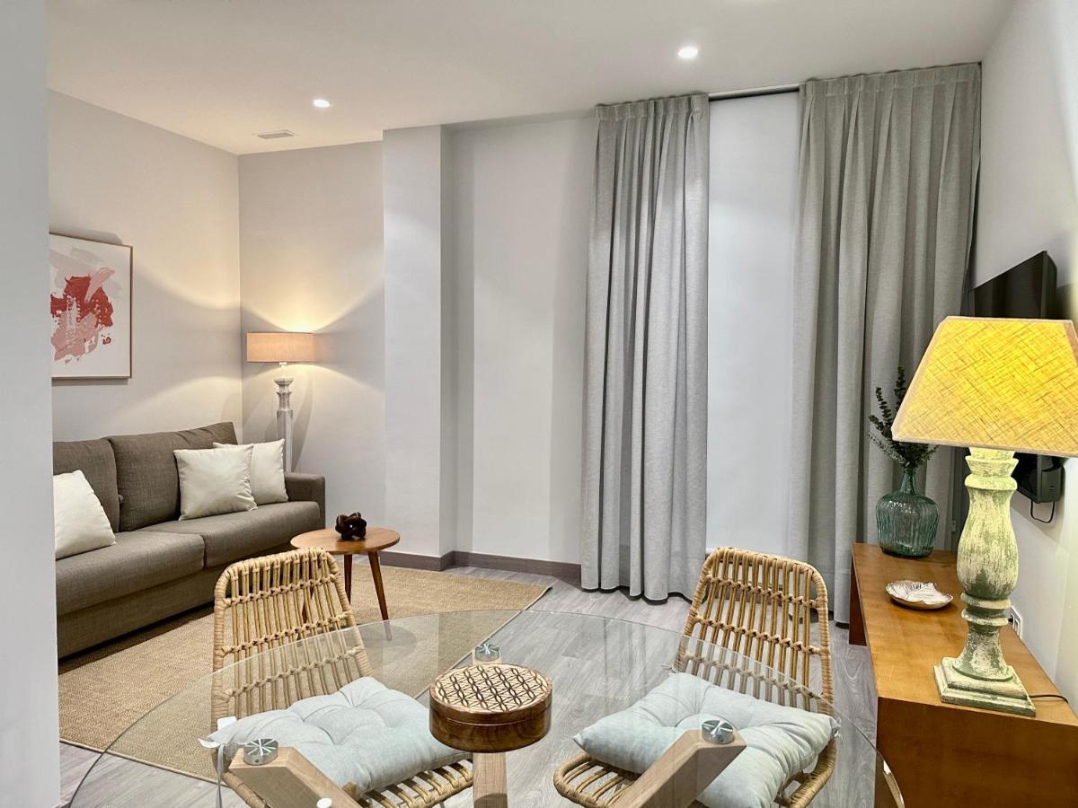 Suites 18 - Hostatel غرناطة المظهر الخارجي الصورة