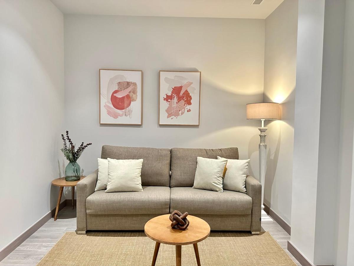 Suites 18 - Hostatel غرناطة المظهر الخارجي الصورة