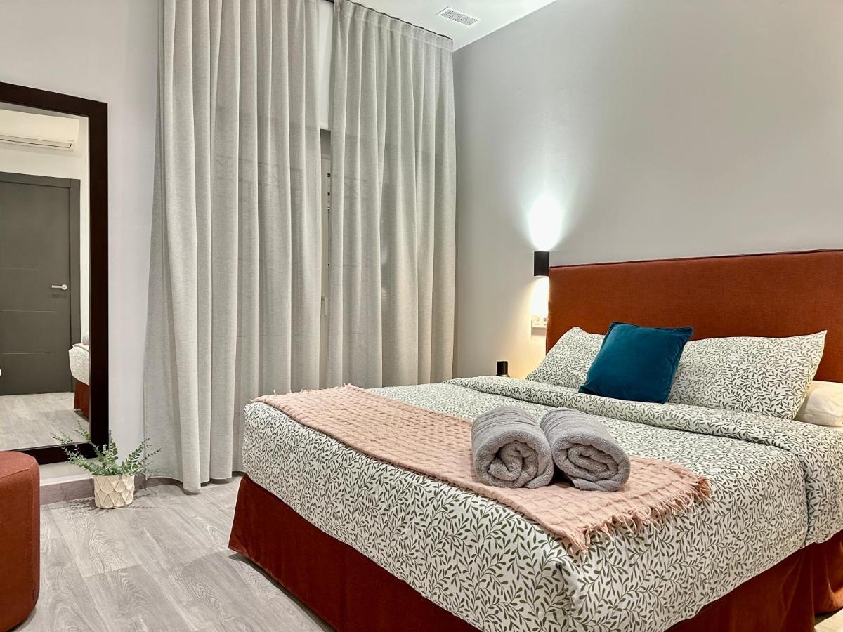 Suites 18 - Hostatel غرناطة المظهر الخارجي الصورة