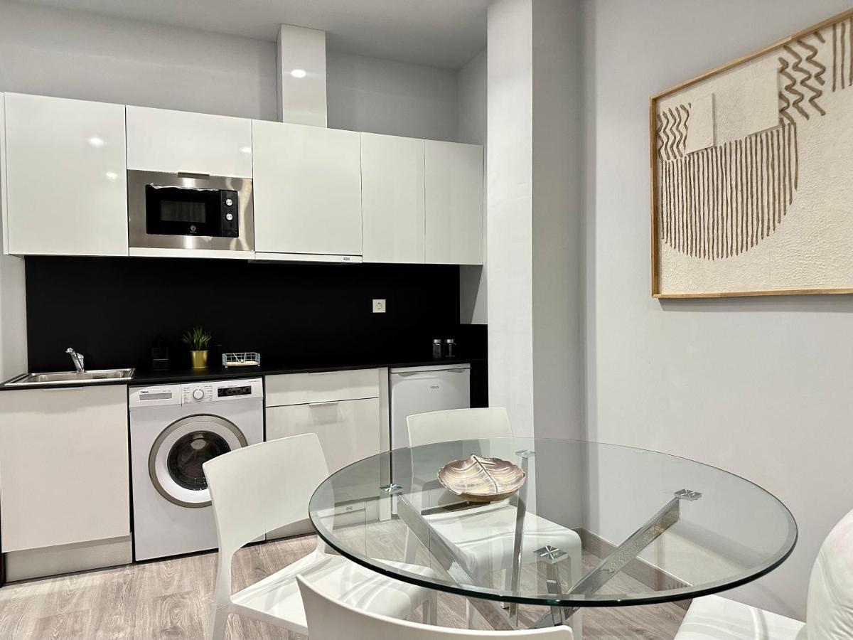 Suites 18 - Hostatel غرناطة المظهر الخارجي الصورة